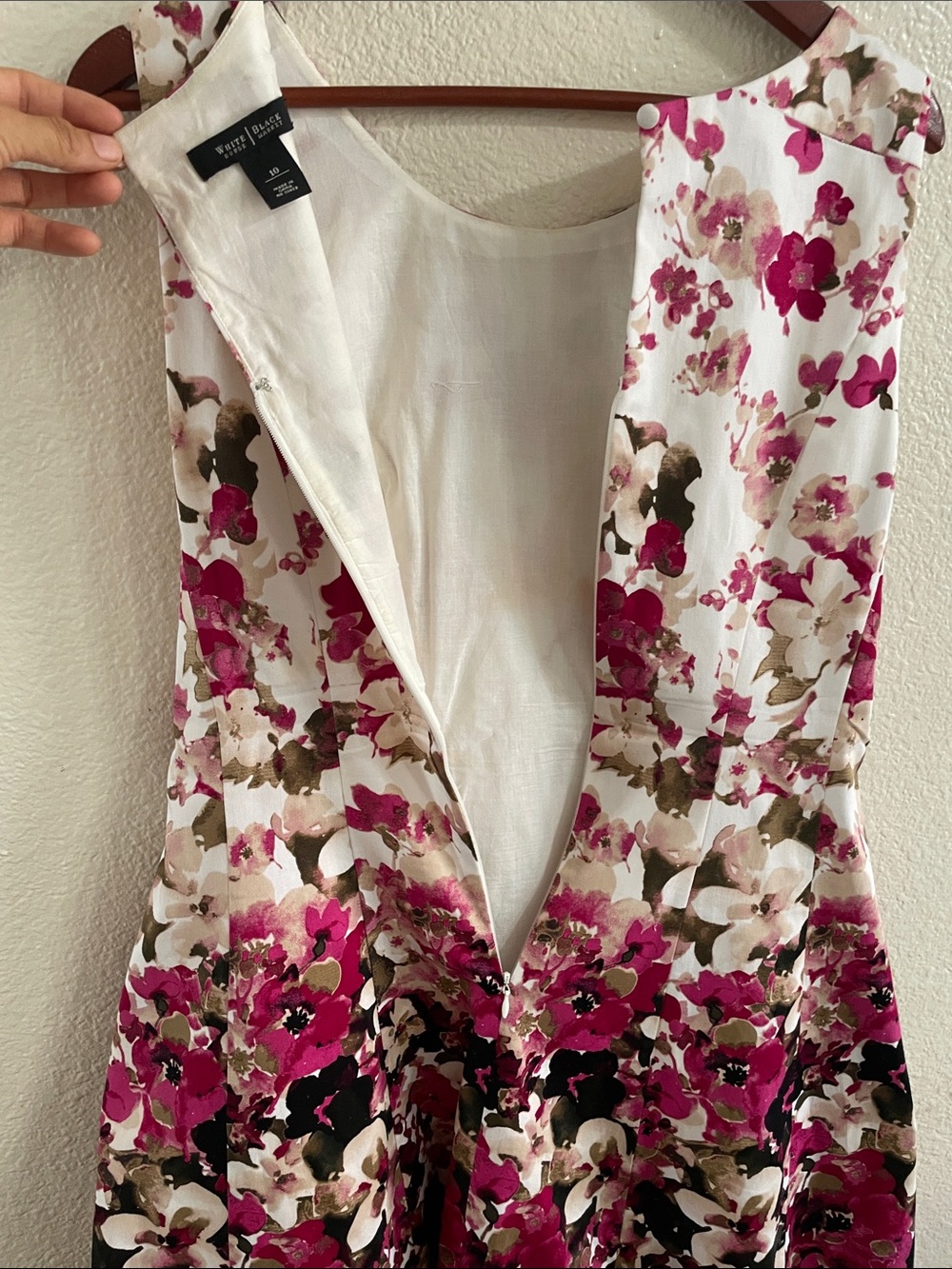 White House Black Market Size: 10 Cream Dress with Pink Floral Print w/ pockets - Picture 14 of 16